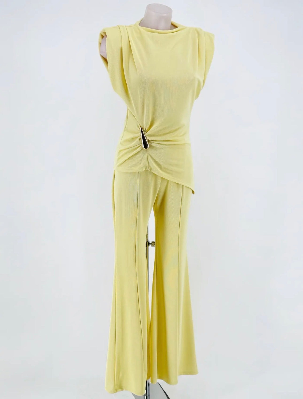 Conjunto Alira