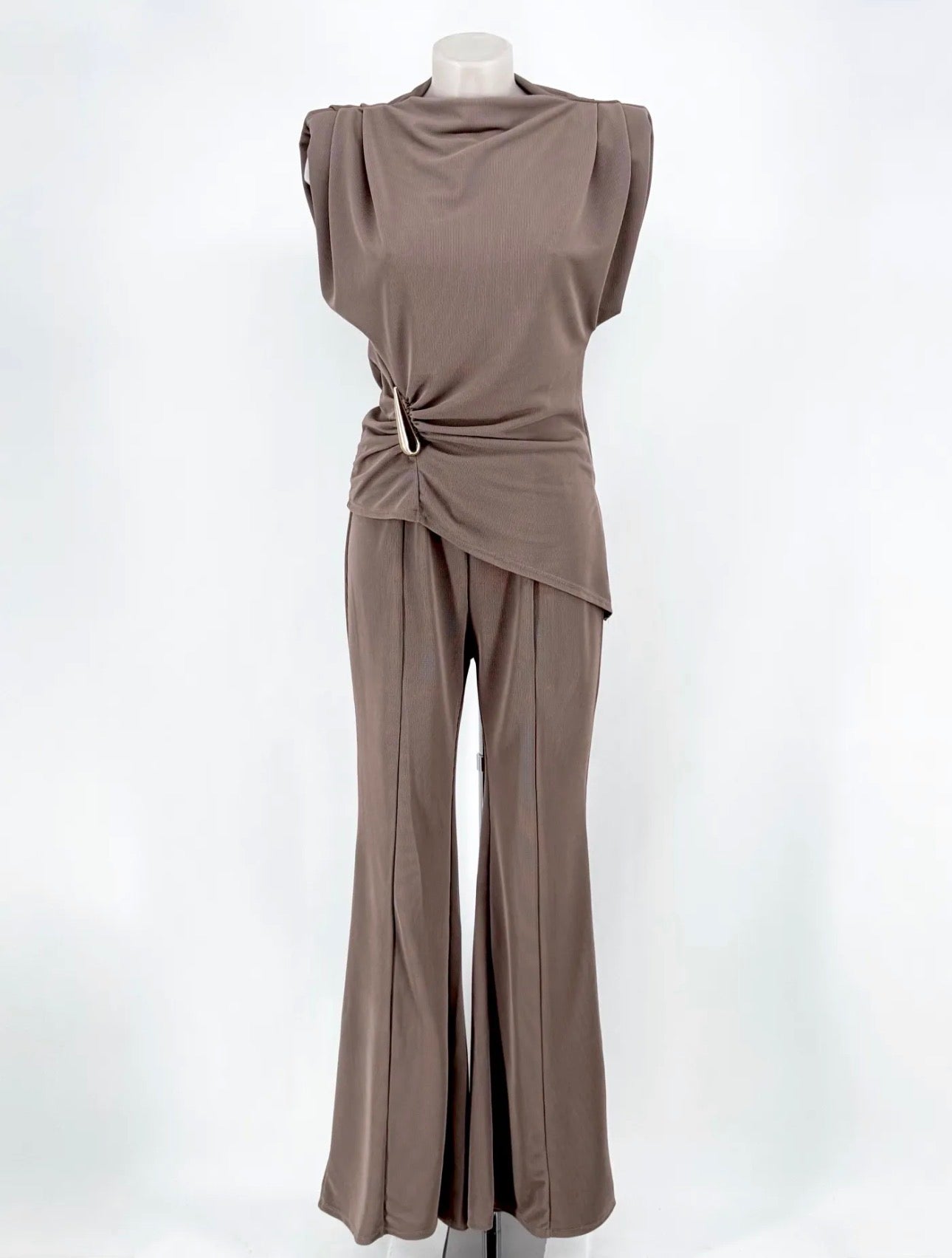Conjunto Alira